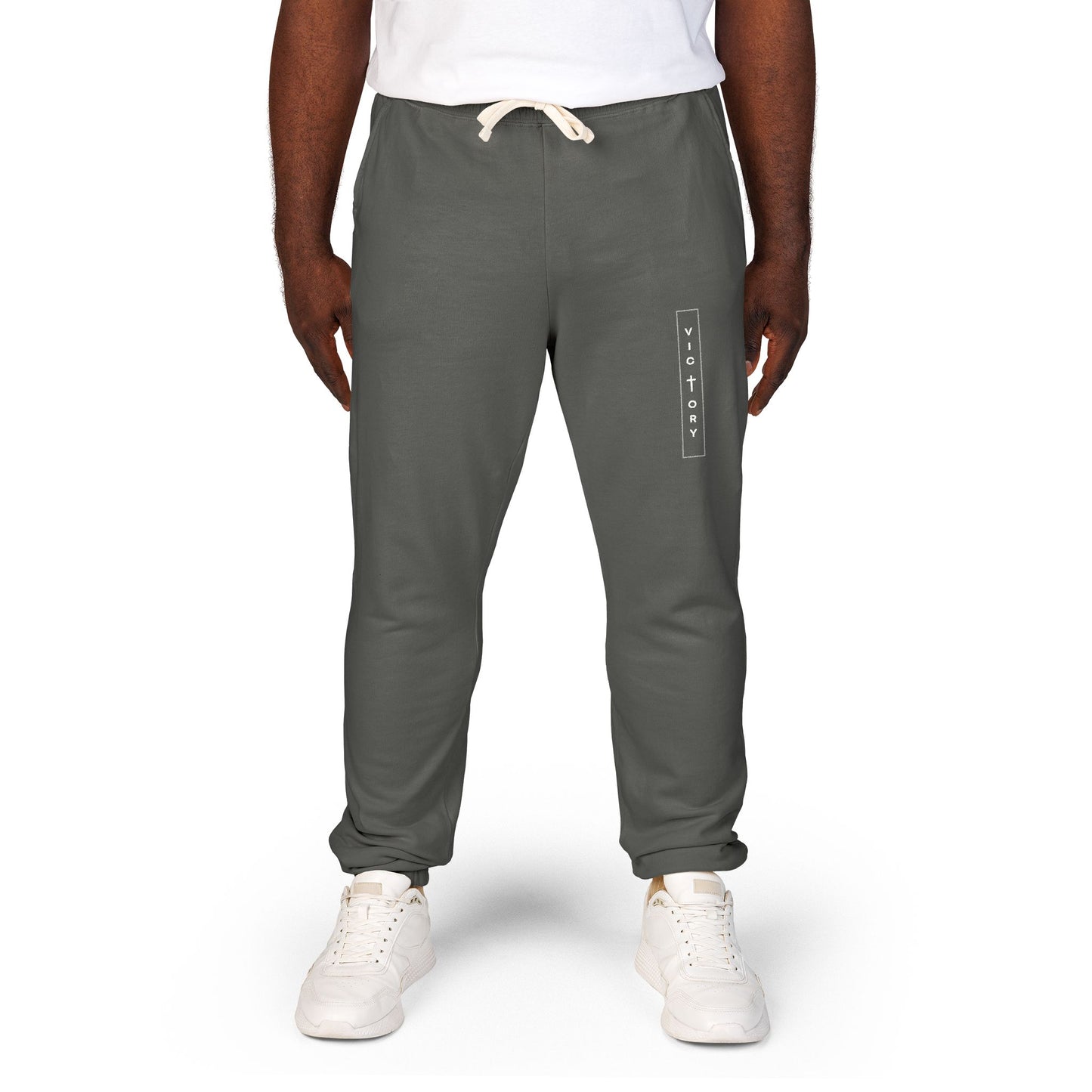 Victory – Unisex Garment-Dyed Fleece Sweatpants