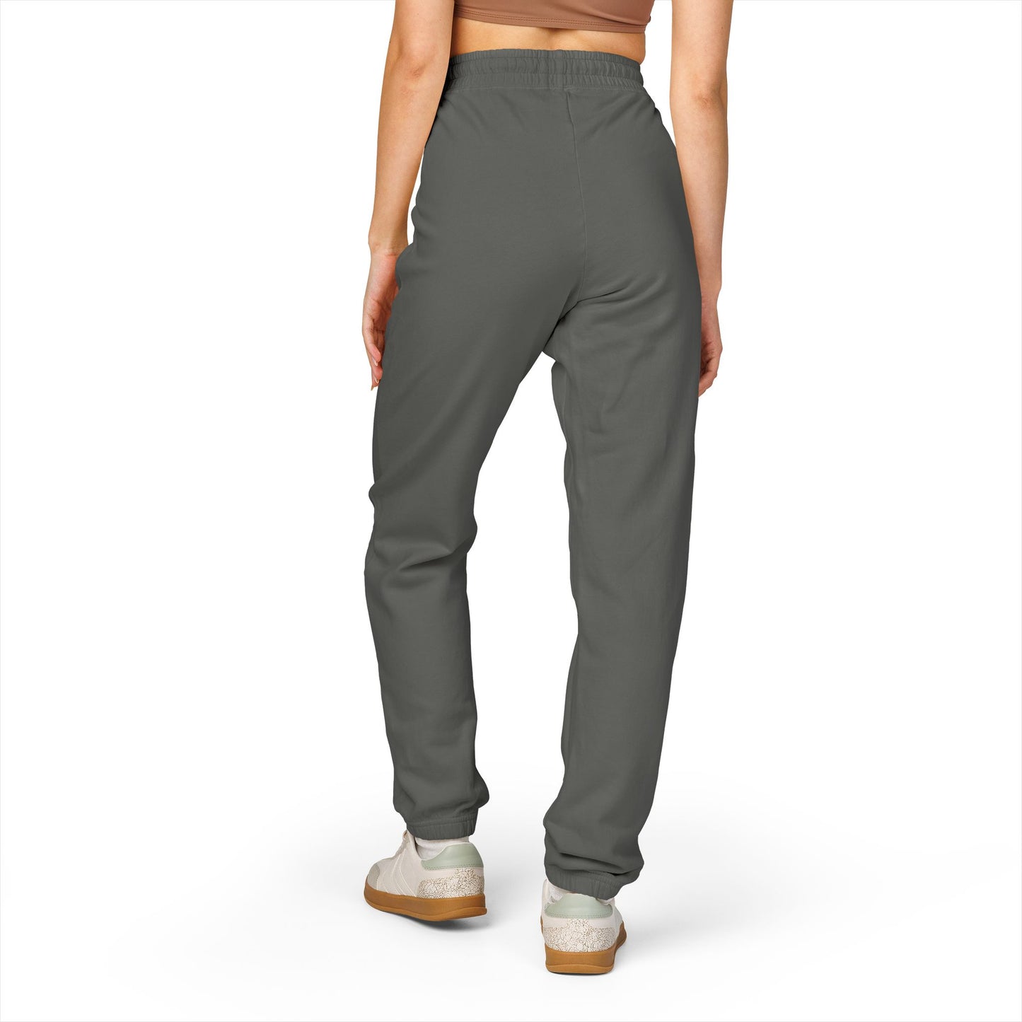 Victory – Unisex Garment-Dyed Fleece Sweatpants