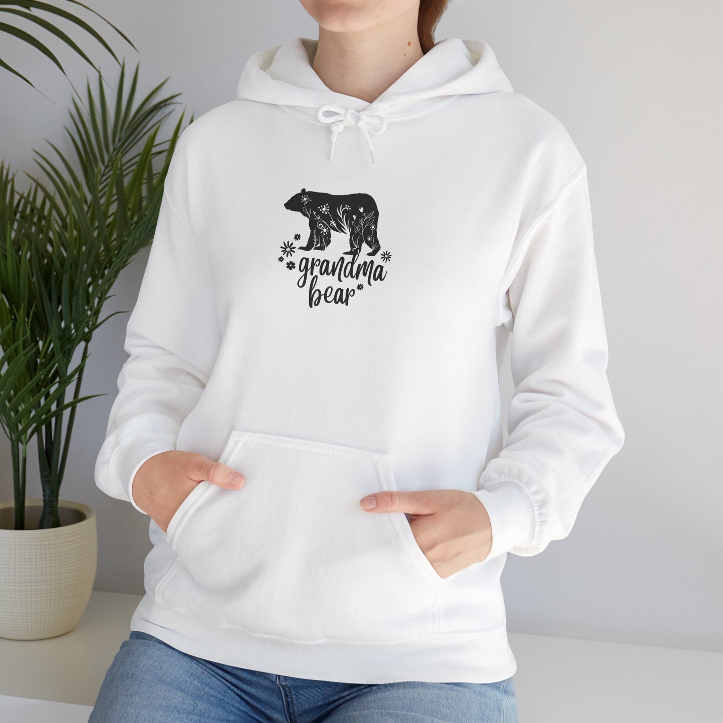 🐻 Grandma Bear Heavy Blend™ Hooded Sweatshirt